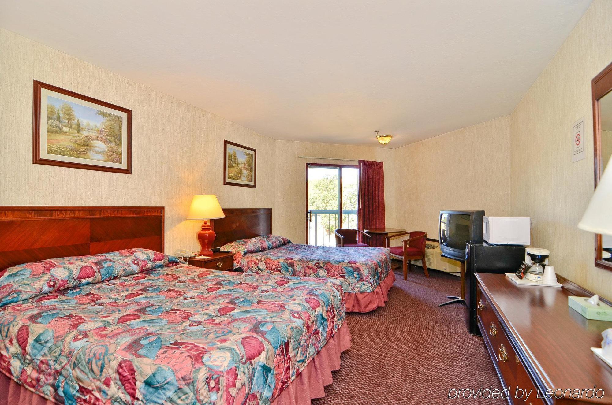 Americas Best Value Inn Novato Marin Sonoma Стая снимка