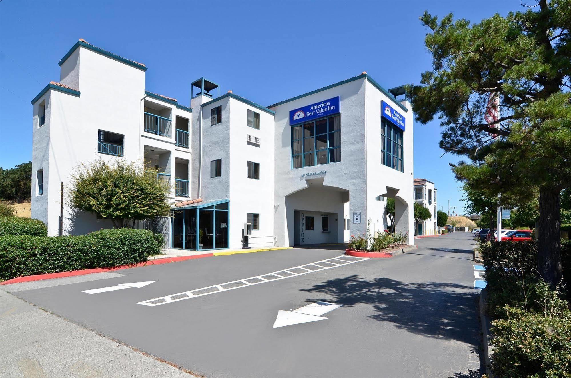 Americas Best Value Inn Novato Marin Sonoma Екстериор снимка